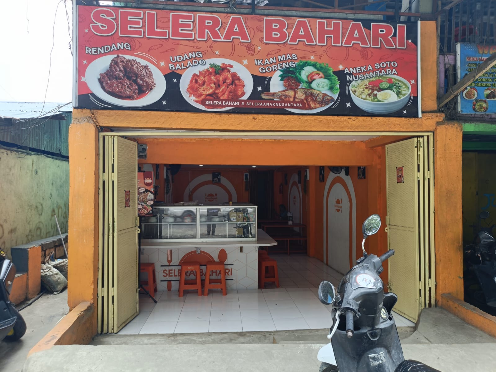 Warteg Selera Bahari Papua, Sentani